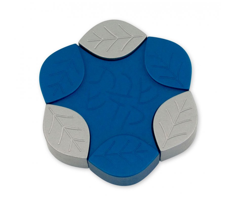 Blue Anodized Aluminum Travel Candle Holders, Leaf Collection - Avner Agayof