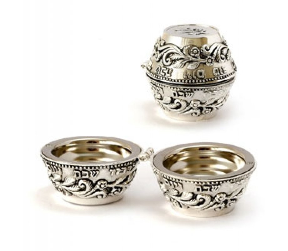 Compact Engraved Travelling Candlesticks with Magnet Closure - Silver Plated
