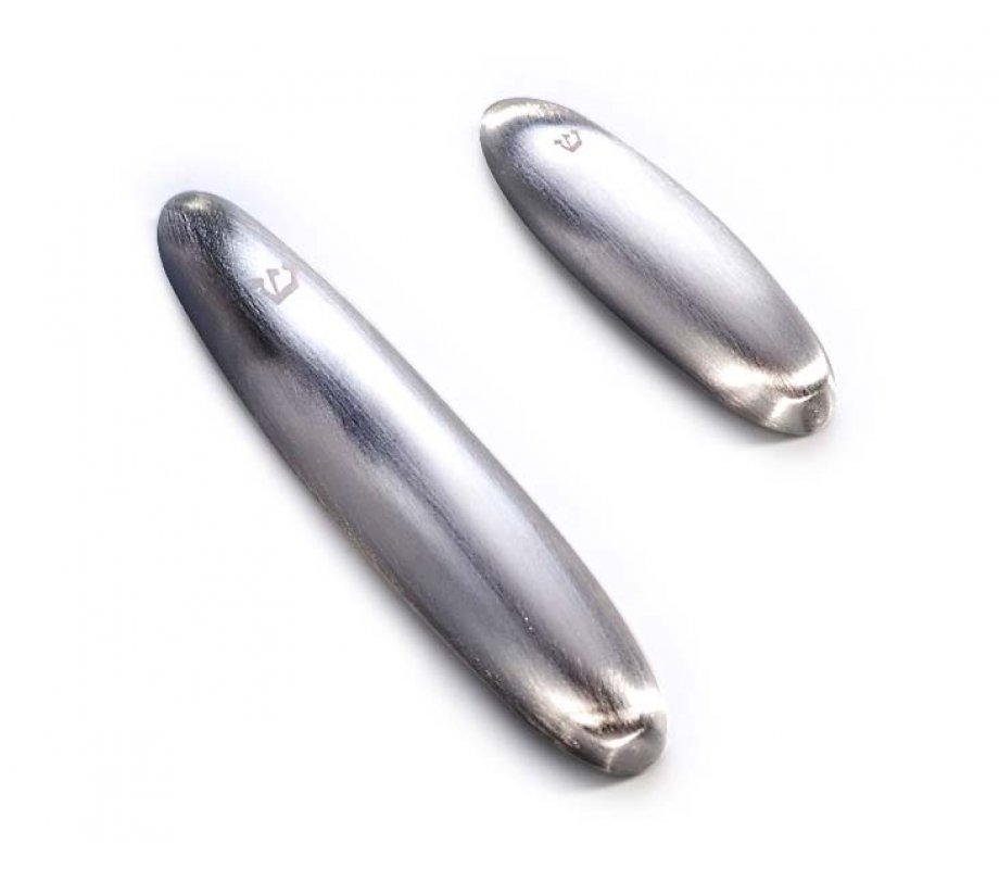 Contemporary Aluminum Capsule Design Mezuzah Case - Anat Basanta