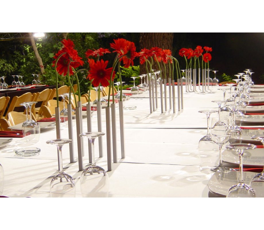 Magnetic Aluminum Vase - Silver Color